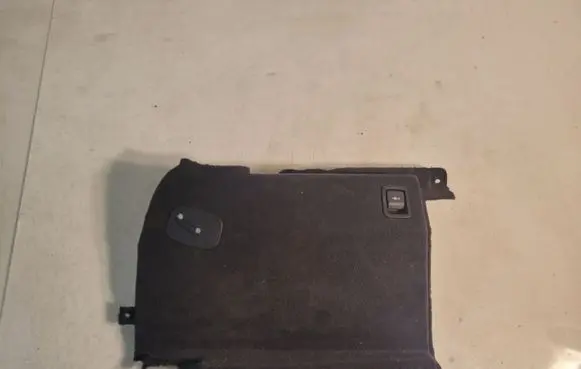 BMW 5 E60 E61 Trunk/boot side trim panel 7050364