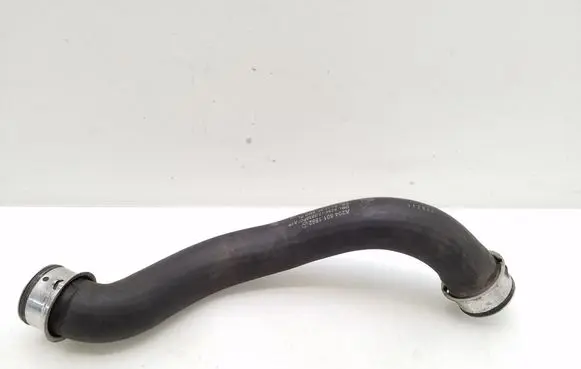 Mercedes-Benz CLS C218 X218 Engine coolant pipe/hose A2045011582