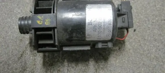 Mercedes-Benz E W124 Engine control unit/module fan 0130002806