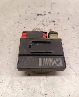 Citroen DS5 Glow plug pre-heat relay 9662570880 018010953
