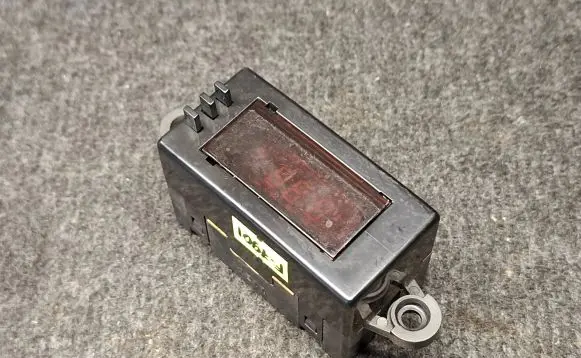 KIA Sorento Clock 945003E150