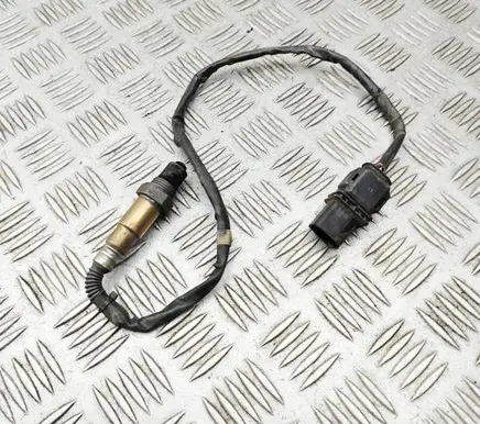 Volkswagen PASSAT B7 Lambda probe sensor 03L906262B 0281004085