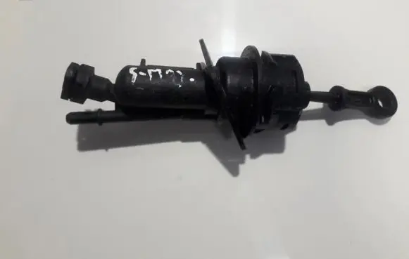 Ford Focus C-MAX Clutch master cylinder s4mzd 070314