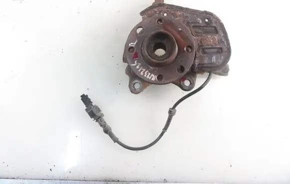 Opel Meriva A Front wheel hub spindle knuckle