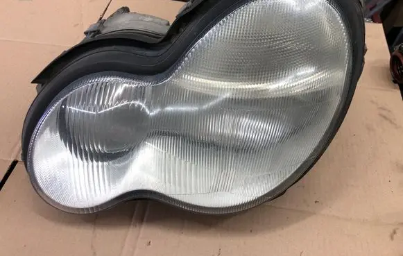 Mercedes-Benz C W203 Headlight/headlamp A2038201161 0301166271