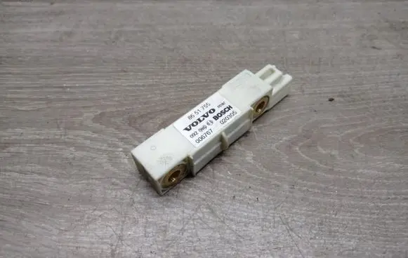 Volvo XC90 Airbag deployment crash/impact sensor 8651755