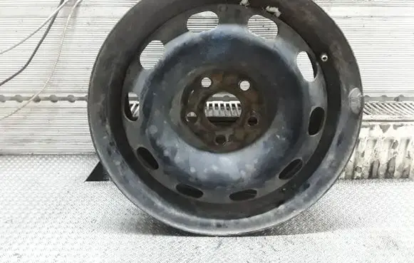 Volkswagen Golf IV R14 steel rim 1J0601027J