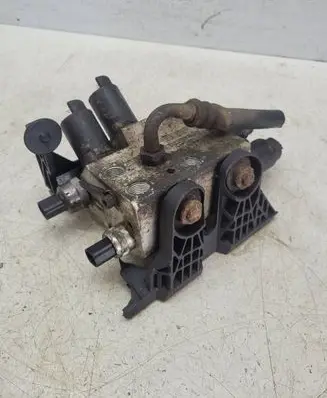 BMW 5 E60 E61 Active stabilizer control/valve assembly 6760840