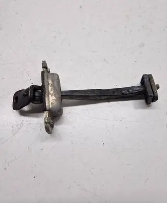 KIA Sorento Rear door check strap stopper