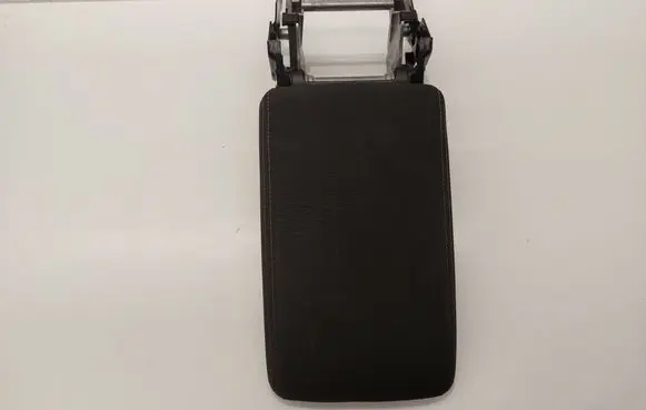 Volkswagen PASSAT B8 Armrest 9904007253