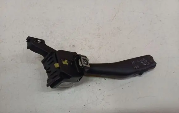 Volkswagen Touran I Indicator stalk 1K0953513G