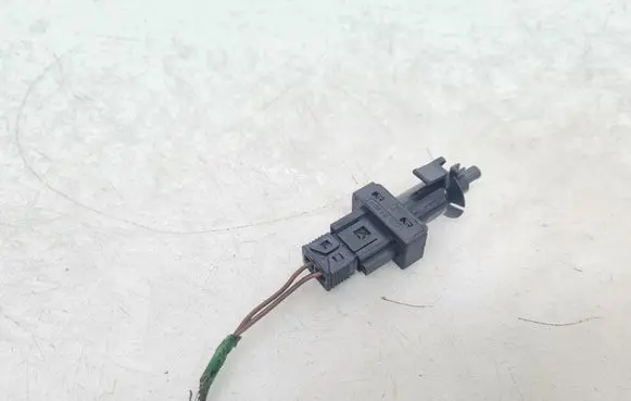 Mercedes-Benz C W204 Clutch pedal sensor A0065451014