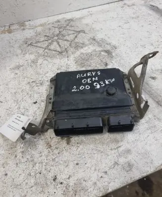 Toyota Auris 150 Engine control unit/module 8966102D91