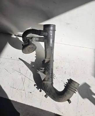 Volkswagen Golf IV Intercooler hose/pipe 1J0129654