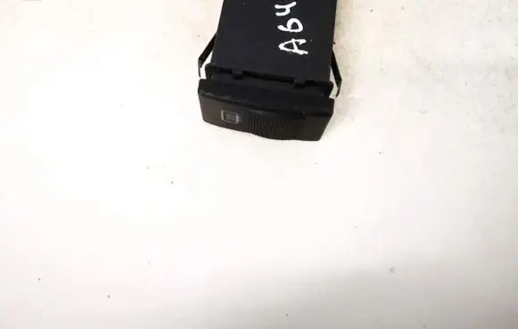 Audi A4 S4 B5 8D Windscreen/window heater switch 4d0941503b