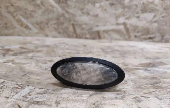 Maserati GranTurismo Rear seat light 717680000