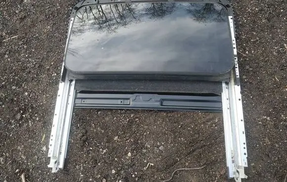 Sunroof set
