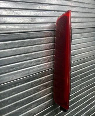 Volkswagen Caddy Third/center stoplight 2K0945087C
