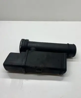 Mercedes-Benz E W211 Intercooler hose/pipe A2115280308