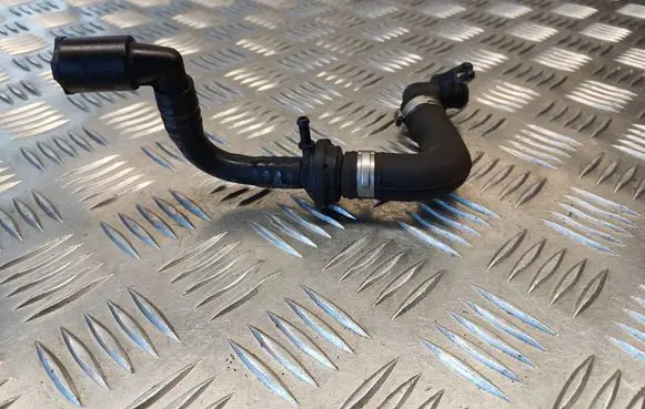 Volkswagen Touran I Vacuum line/pipe/hose 1K0611939C