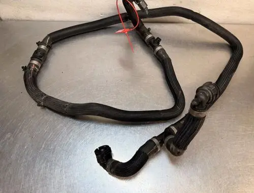 Renault Trafic III (X82) Engine coolant pipe/hose 