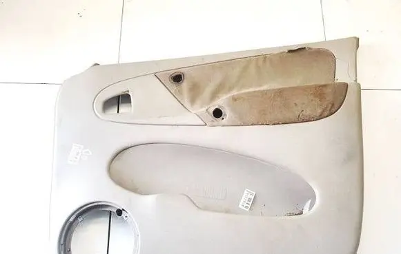 Citroen Xsara Picasso Front door card panel trim 9634424577