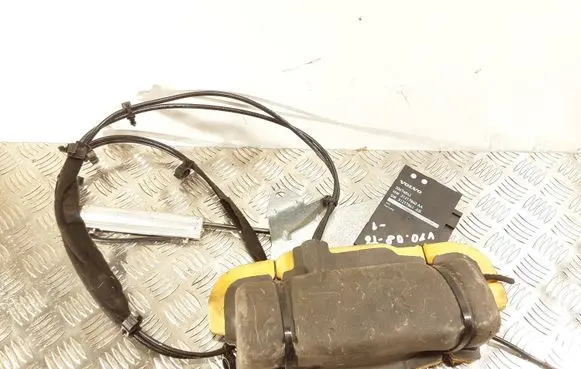 Volvo V70 Tailgate/trunk control unit/module 31218393 30716759 30674842