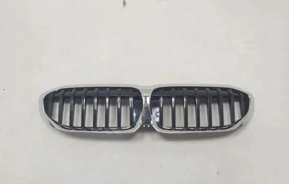 BMW 6 G32 Gran Turismo Front bumper upper radiator grill 51139464238