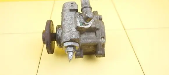 BMW X3 E83 Power steering pump 3428010 N52B30A 28SP4