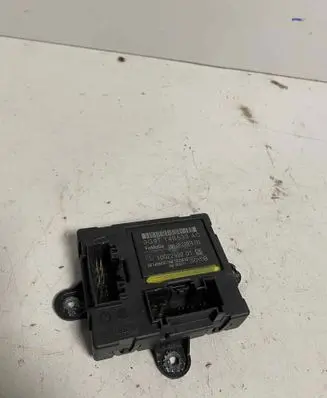 Volvo V70 Door control unit/module 9G9T14B533AC 1002299201
