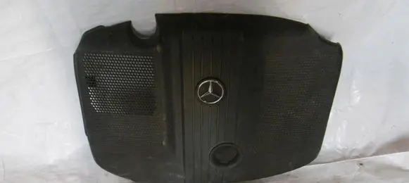 Mercedes-Benz E W212 Engine cover (trim) A6510102167