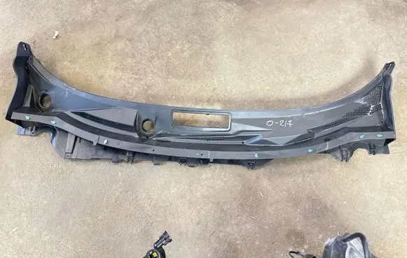 Nissan Juke II F16 Wiper trim 668626PA0A