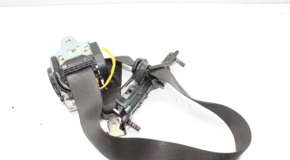 Chevrolet Orlando Front seatbelt 619668400A 13297103