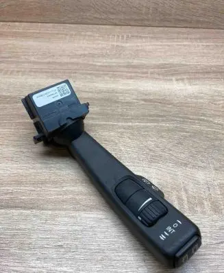 Volvo V70 Wiper control stalk 30798464 J6R3A