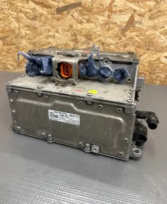 Volkswagen e-Golf Voltage converter inverter 5QE907070L 0437508637 1817230386