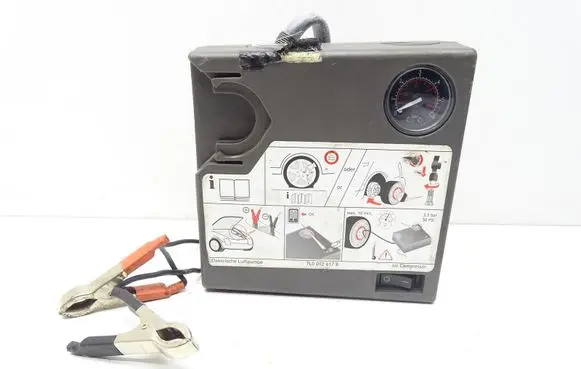Volkswagen Touareg II Tire air pump compressor 7L0012617B