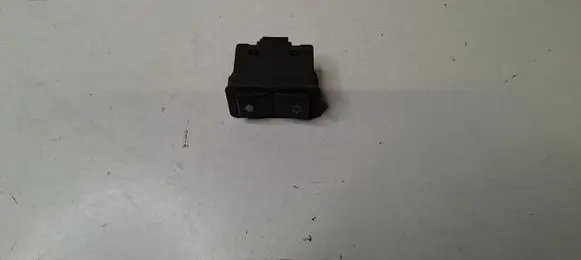 BMW 5 E39 Electric window control switch 8368974