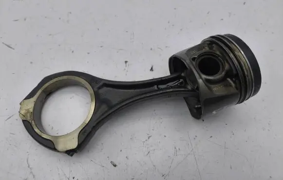 Chrysler 300 - 300C Piston with connecting rod