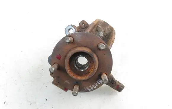 Mazda 3 I Front wheel hub spindle knuckle 