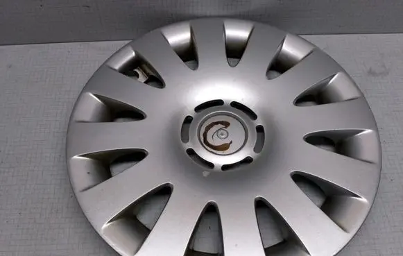 BMW 3 E46 R15 wheel hub/cap/trim 3613109715004 14121810