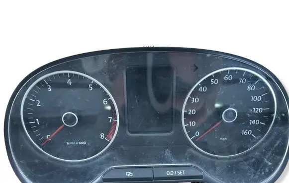 Volkswagen Polo V 6R Speedometer (instrument cluster) 6R0920960H 0412410112070 1120701157