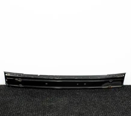 Ford Mustang VI Front bumper cross member G82020053