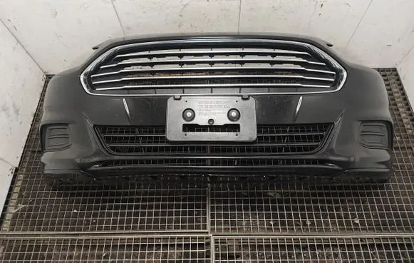 Ford Fusion Front bumper DS7317E898EA
