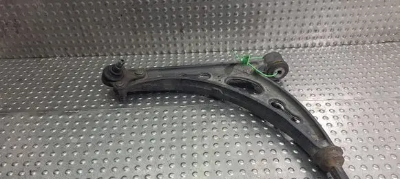 Volkswagen Golf V Front control arm 1K0407153G