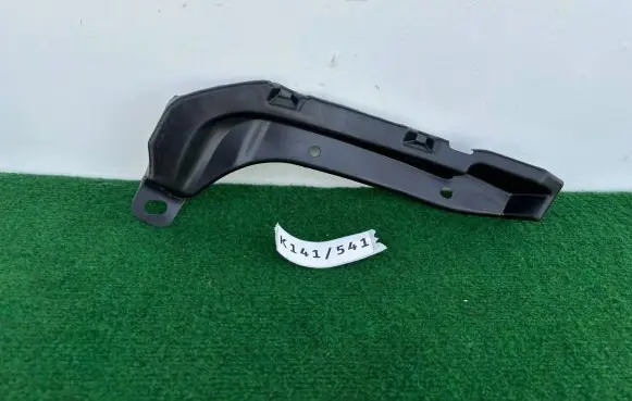 Toyota Avensis T220 Rear mudguard 52591-05020