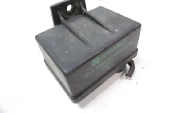 Peugeot 607 Glow plug pre-heat relay