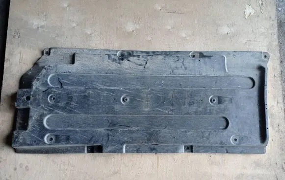 Hyundai i20 (GB IB) Center/middle under tray cover 0514C0044