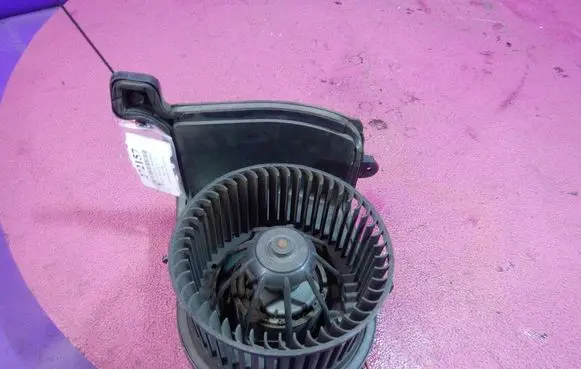 Renault Kangoo I Heater fan/blower 