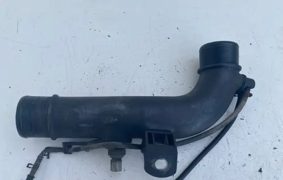 Toyota Avensis T250 Intercooler hose/pipe 173620R010