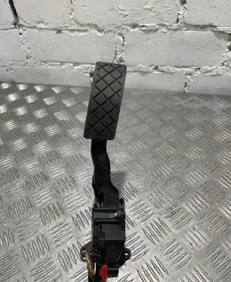 Seat Ibiza IV (6J,6P) Accelerator throttle pedal 0280755223